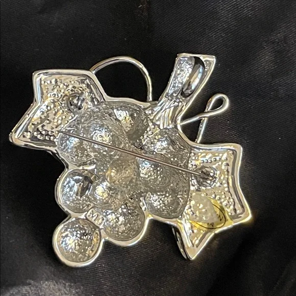 MJ (Marie Jennifer) Vintage Signed Large Grapes & Leaves Brooch/Pendant. P - Picture 2 of 3